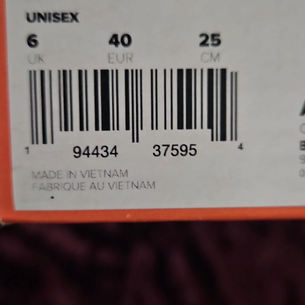 Converse Chuck 70 Black High Tops - Picture 8 of 8